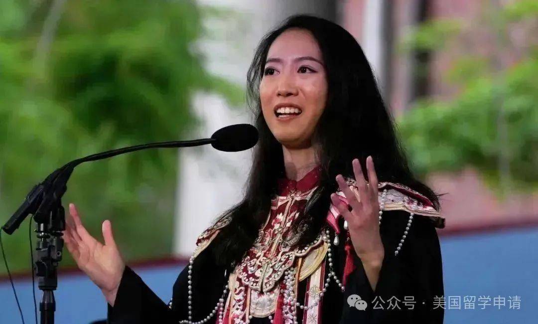 女生蒋雨融来自青岛英高毕业本科就读于杜克震撼全场！史上首位在哈佛毕业演讲的中国(图4)